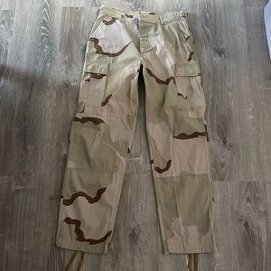 Men’s army pants gently used